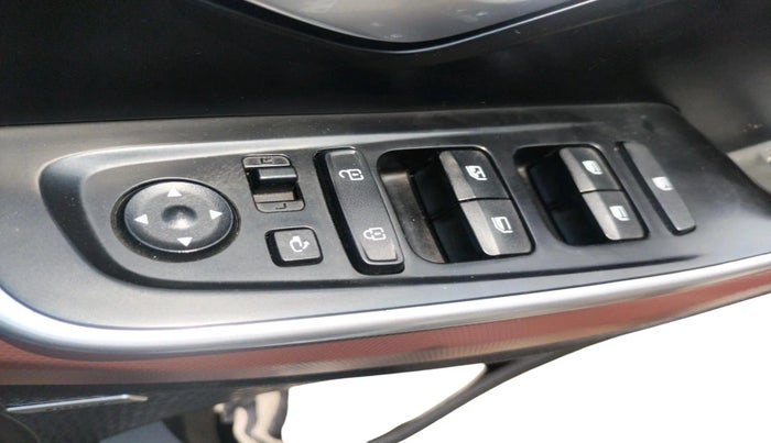 2021 Hyundai ALCAZAR 1.5 SIGNATURE (O) AT 6STR, Diesel, Automatic, 82,104 km, interior