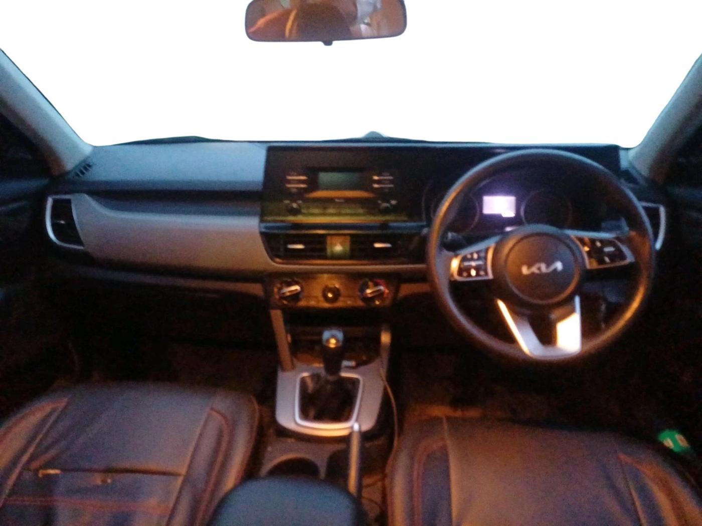 2021 KIA SELTOS HTE 1.5 PETROL, Petrol, Manual, 64,455 km, interior