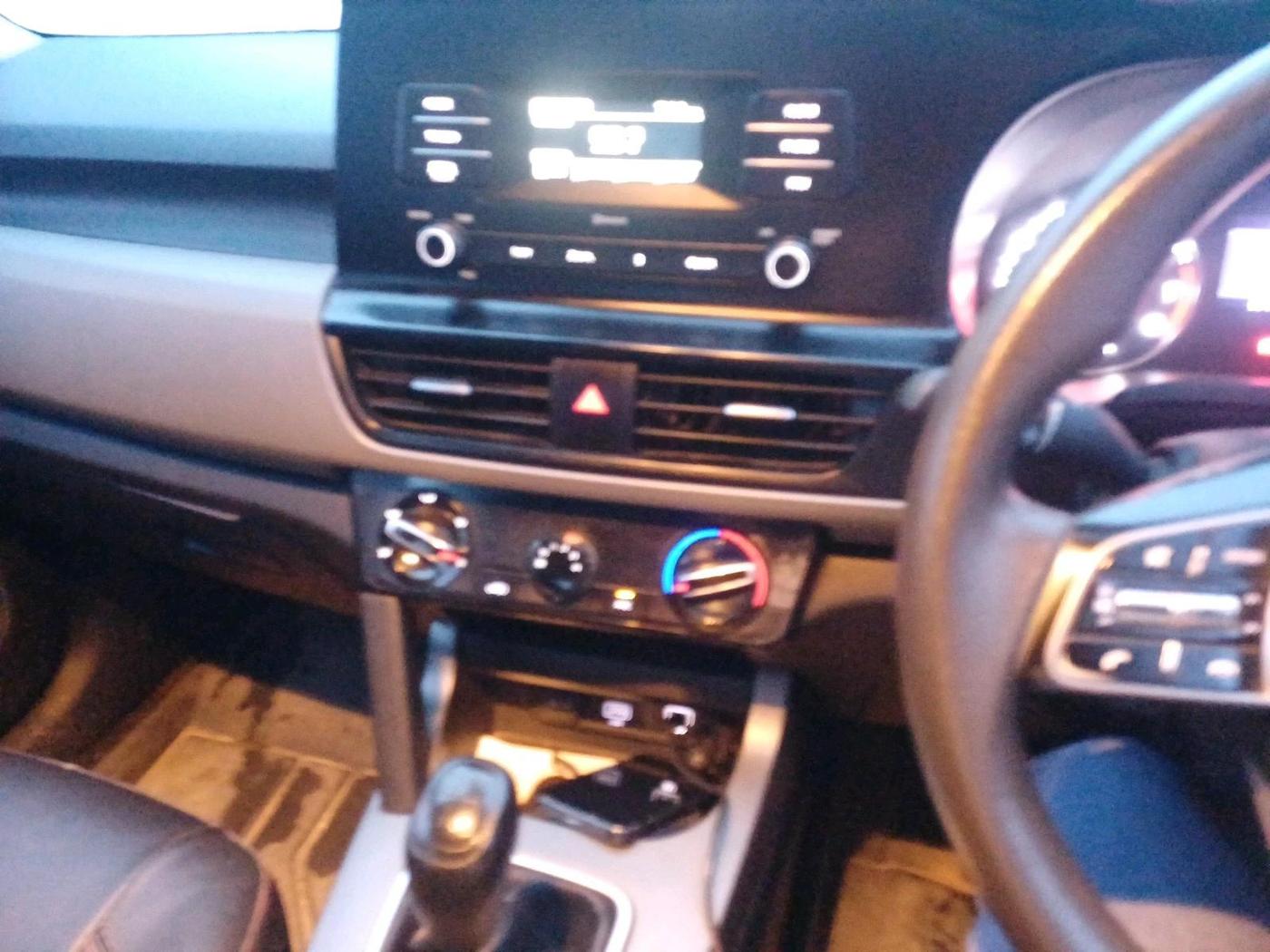 2021 KIA SELTOS HTE 1.5 PETROL, Petrol, Manual, 64,455 km, interior