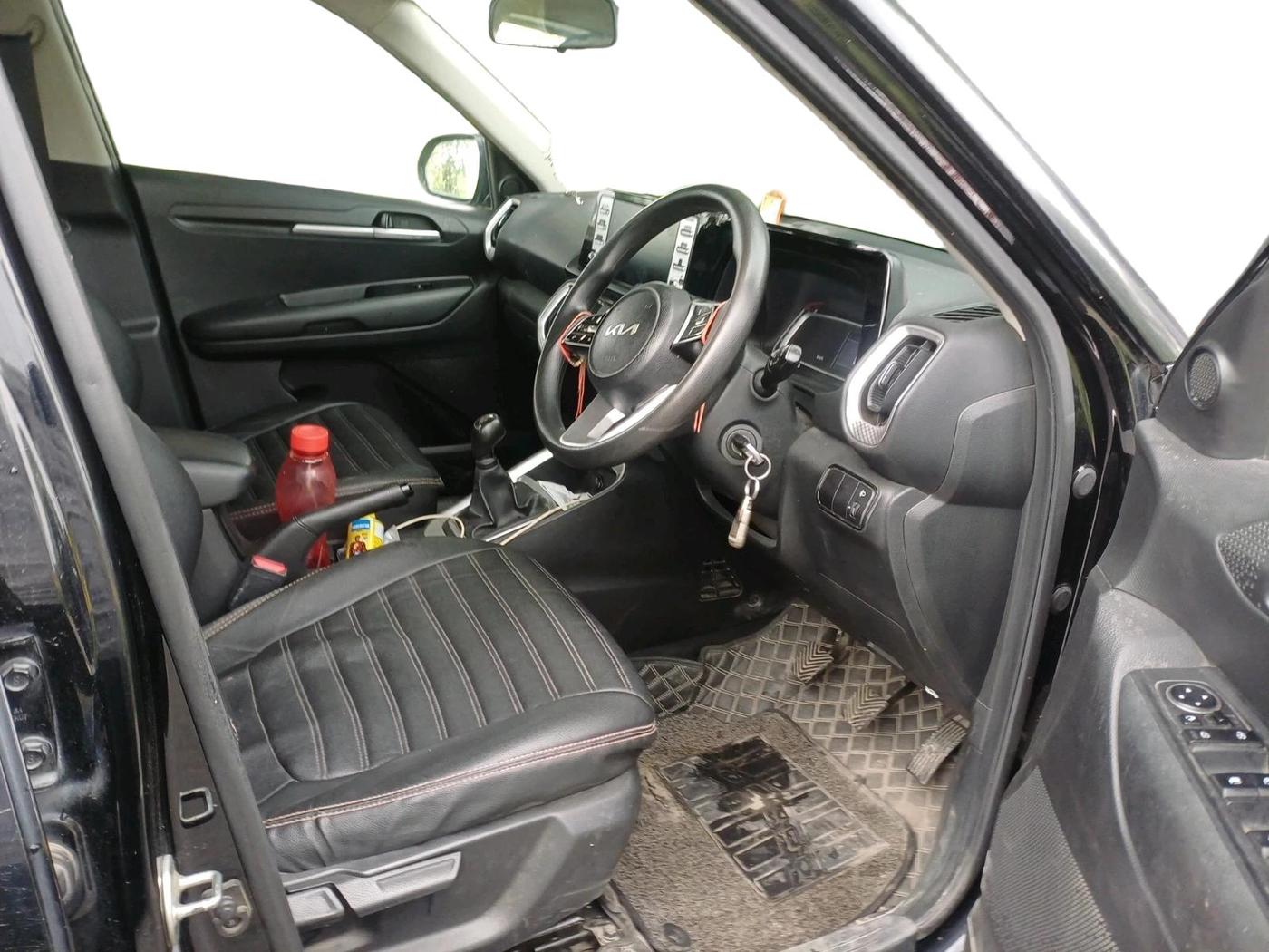 2021 KIA SONET HTK PLUS 1.2, Petrol, Manual, 20,298 km, interior