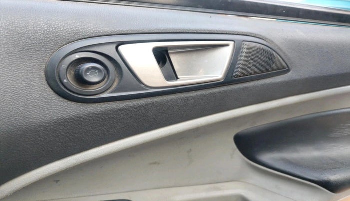 2015 Ford Ecosport TREND 1.5L DIESEL, Diesel, Manual, 1,20,886 km, interior