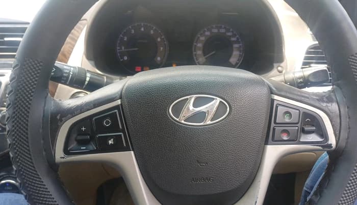 2011 Hyundai Verna FLUIDIC 1.6 VTVT SX, CNG, Manual, 96,520 km, interior