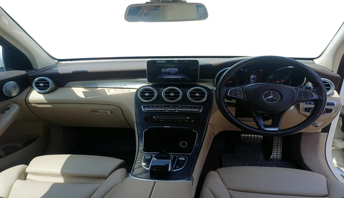 2019 Mercedes Benz GLC CLASS 220 D 4 MATIC, Diesel, Automatic, 61,100 km, interior