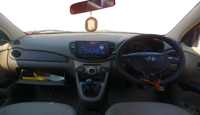 2011 Hyundai i10 MAGNA 1.1 LPG, Petrol, Manual, 99,098 km, interior