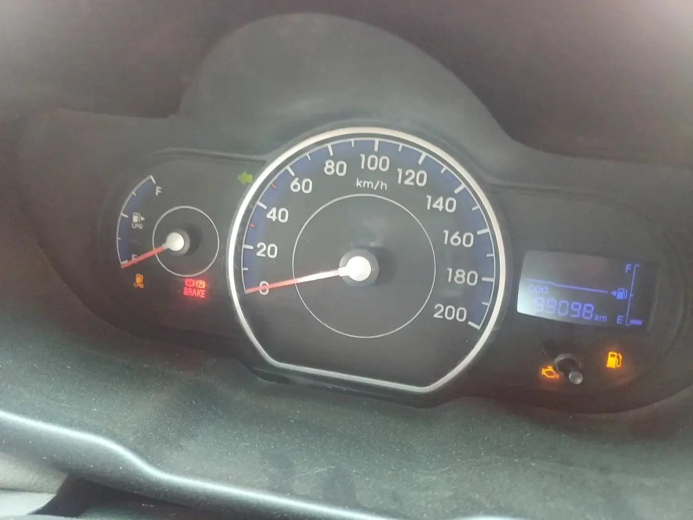 2011 Hyundai i10 MAGNA 1.1 LPG, Petrol, Manual, 99,154 km, interior