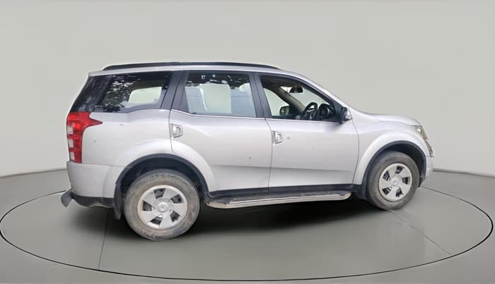 2016 Mahindra XUV500 W6 1.99, Diesel, Manual, 1,39,307 km, exterior