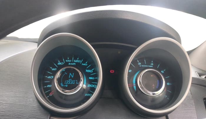 2016 Mahindra XUV500 W6 1.99, Diesel, Manual, 1,39,307 km, interior