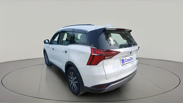2025 Mahindra XUV700 AX 7 LUXURY D MT 7 STR, Diesel, Manual, 10,606 km, exterior