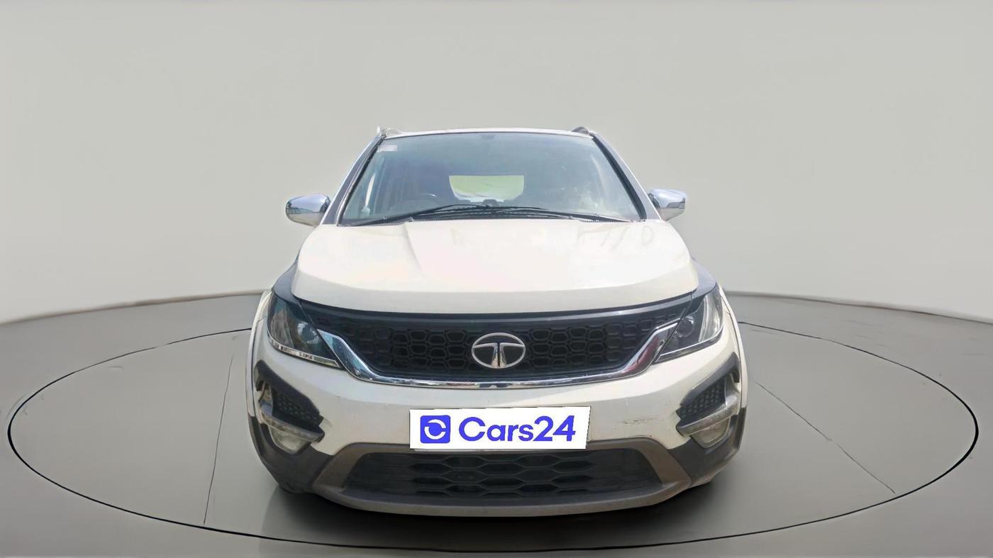 2017 Tata Hexa XTA 4X2 7 STR, Diesel, Automatic, 84,718 km, exterior