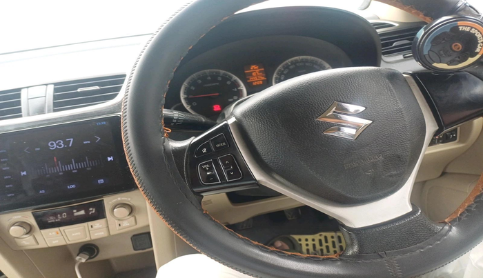 2012 Maruti Swift Dzire ZXI, CNG, Manual, 1,44,574 km, interior