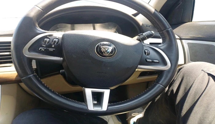 2014 Jaguar XF 2.2 DIESEL, Diesel, Automatic, 91,324 km, interior