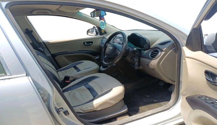 2011 Hyundai i10 MAGNA 1.2, Petrol, Manual, 65,441 km, interior