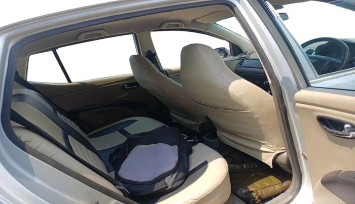 2011 Hyundai i10 MAGNA 1.2, Petrol, Manual, 65,441 km, interior