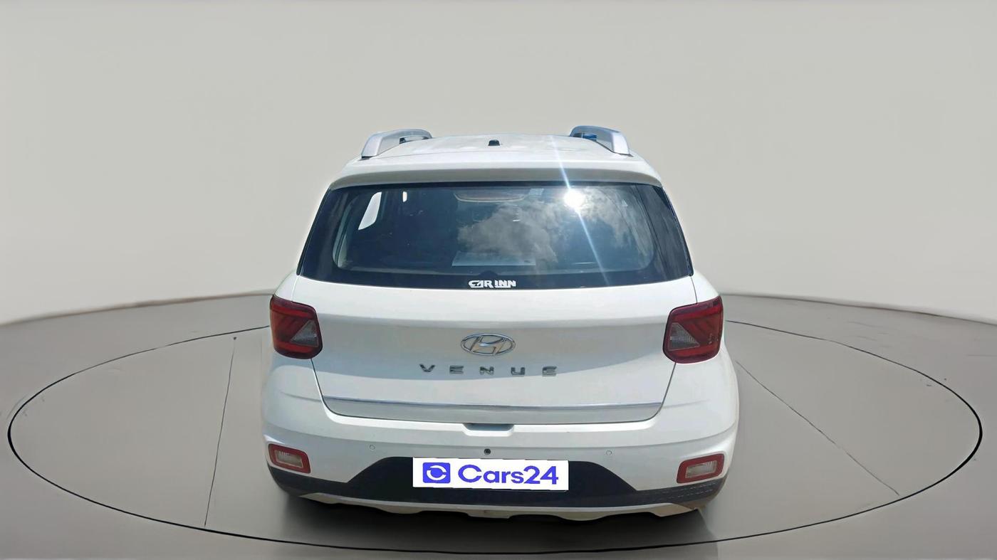 2021 Hyundai VENUE E 1.2, Petrol, Manual, 72,560 km, exterior