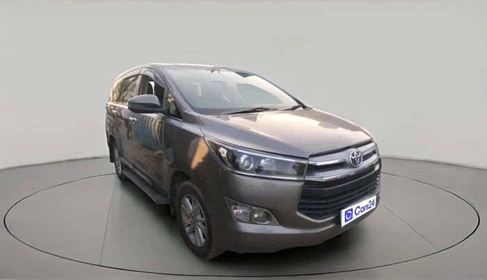 2017 Toyota Innova Crysta 2.4 VX 8 STR, Diesel, Manual, 1,31,201 km, exterior