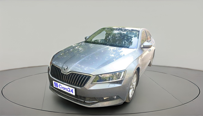 2017 Skoda Superb L&K 2.0 TDI AT, Diesel, Automatic, 1,33,563 km, exterior