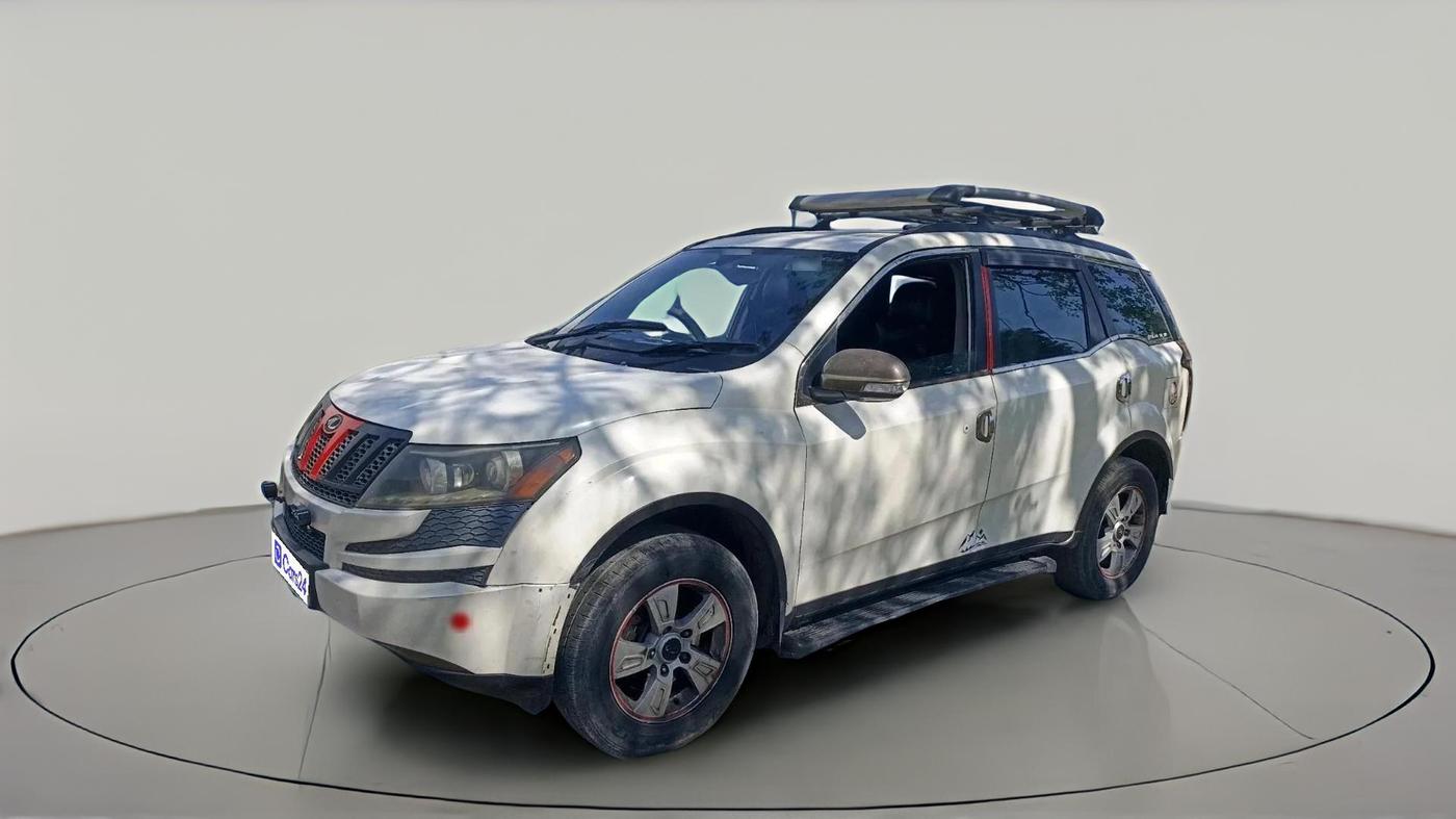 2012 Mahindra XUV500 W8, Diesel, Manual, 2,92,632 km, exterior