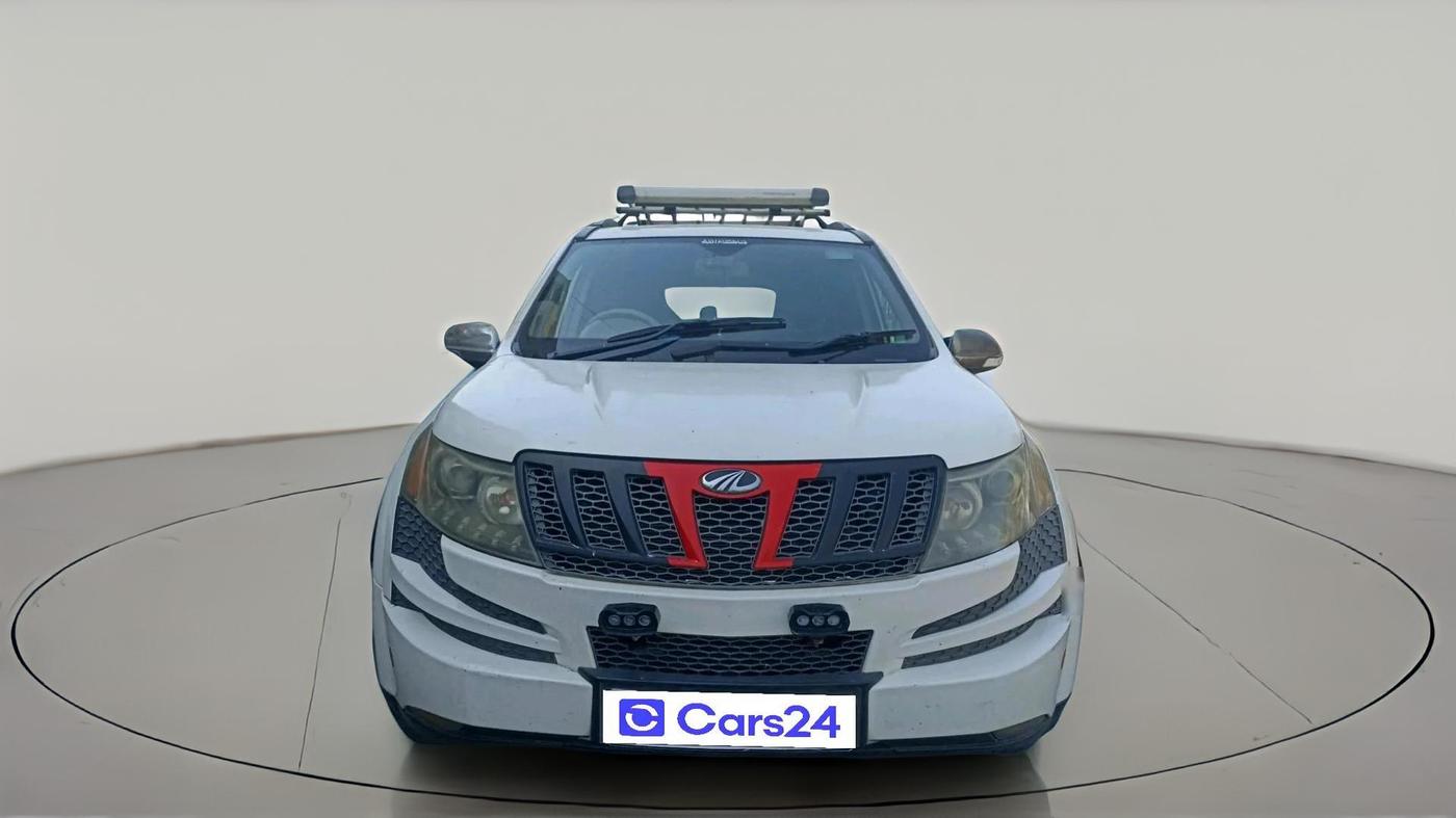 2012 Mahindra XUV500 W8, Diesel, Manual, 2,92,632 km, exterior