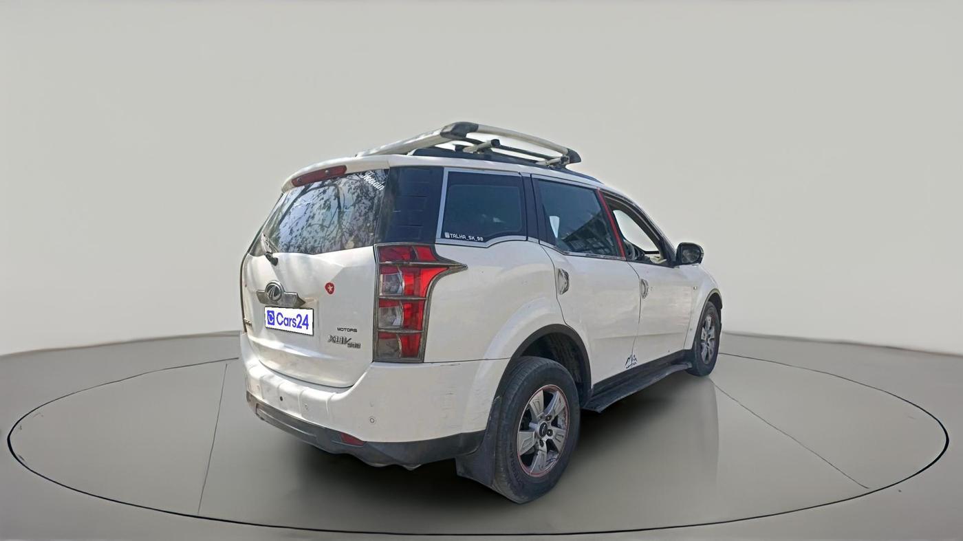 2012 Mahindra XUV500 W8, Diesel, Manual, 2,92,632 km, exterior