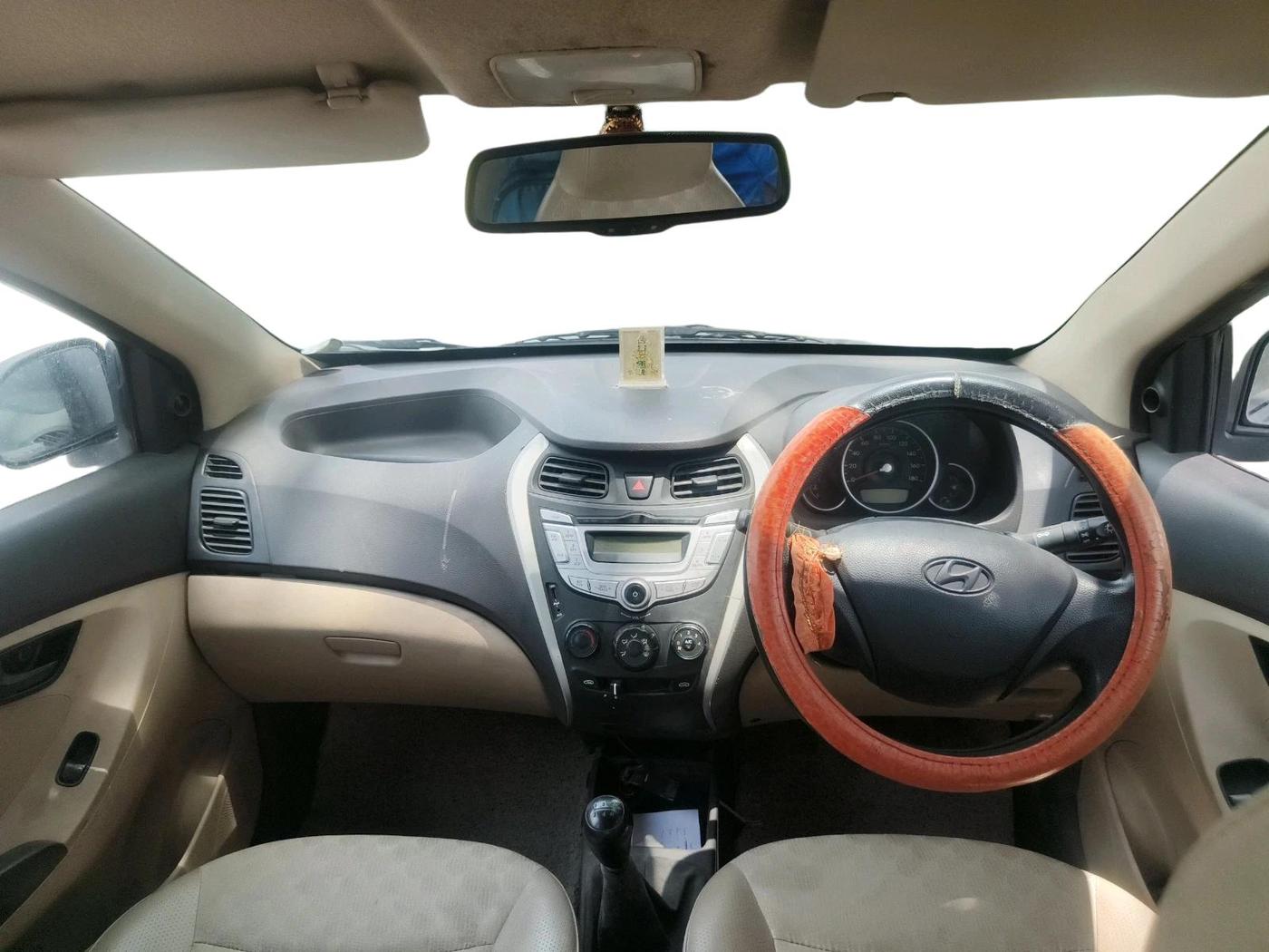 2017 Hyundai Eon MAGNA +, Petrol, Manual, 46,002 km, interior