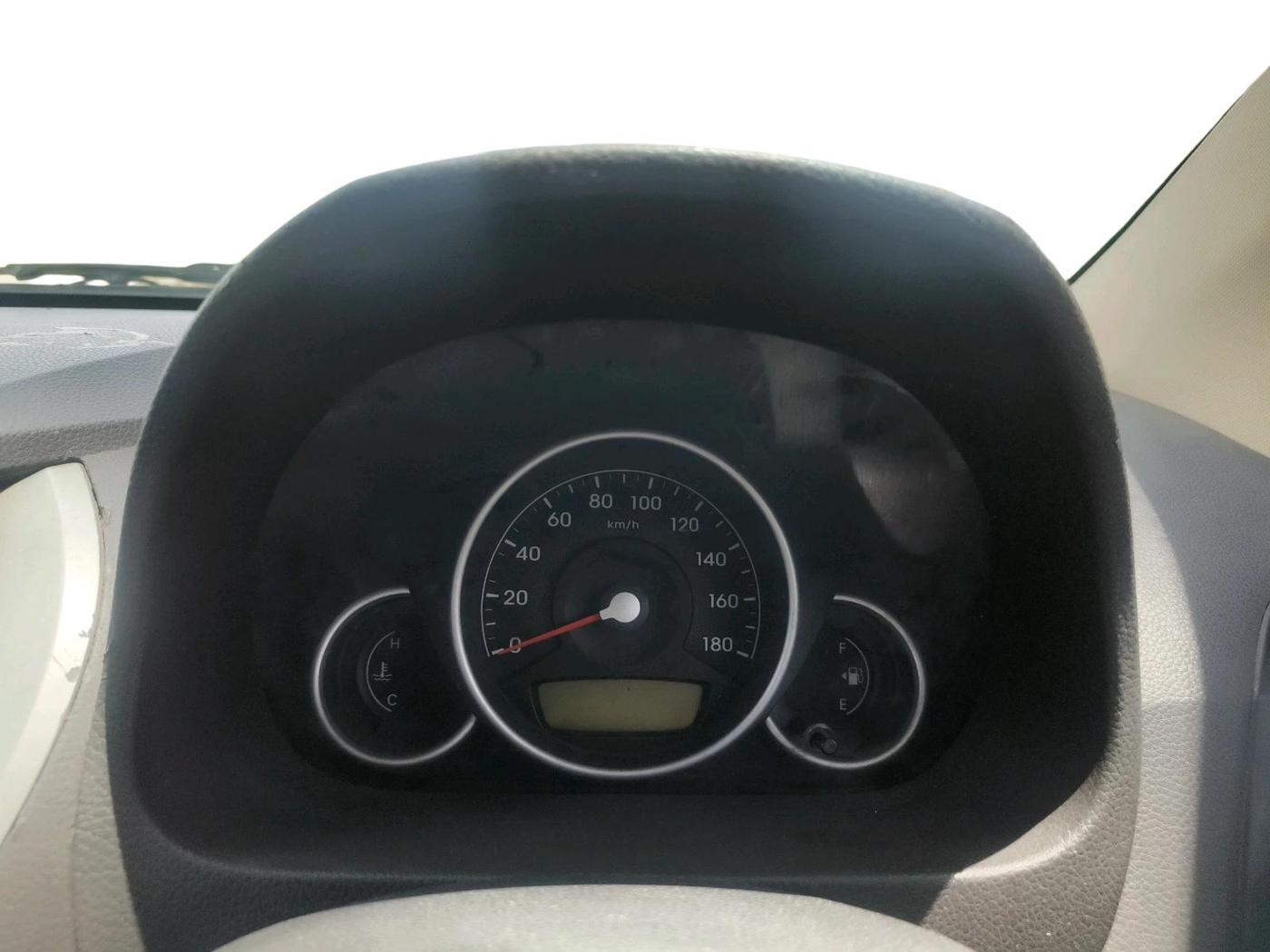 2017 Hyundai Eon MAGNA +, Petrol, Manual, 46,002 km, interior