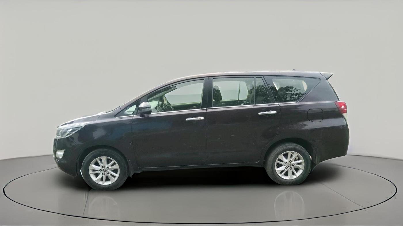 2019 Toyota Innova Crysta 2.4 VX 8 STR, Diesel, Manual, 1,31,938 km, exterior