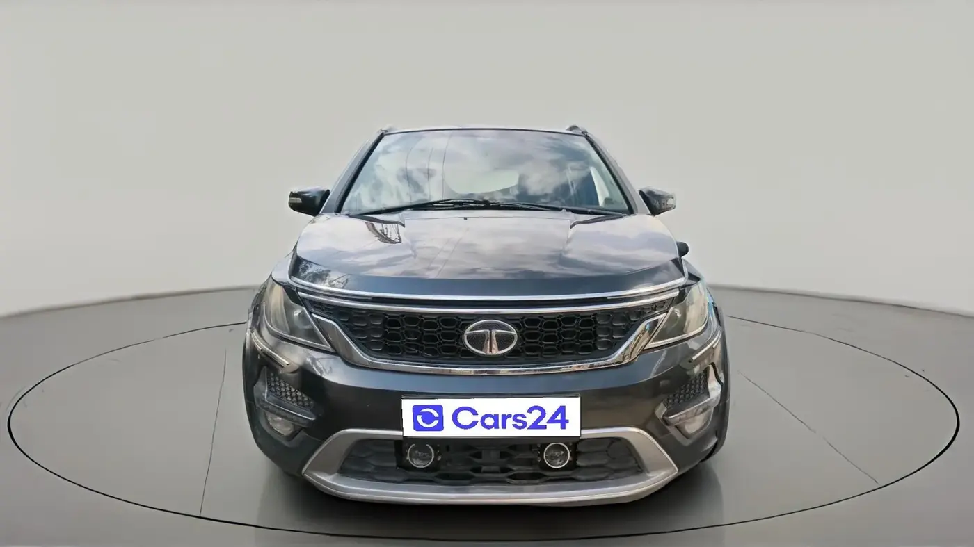 2017 Tata Hexa XTA 4X2 7 STR, Diesel, Automatic, 1,10,798 km, exterior
