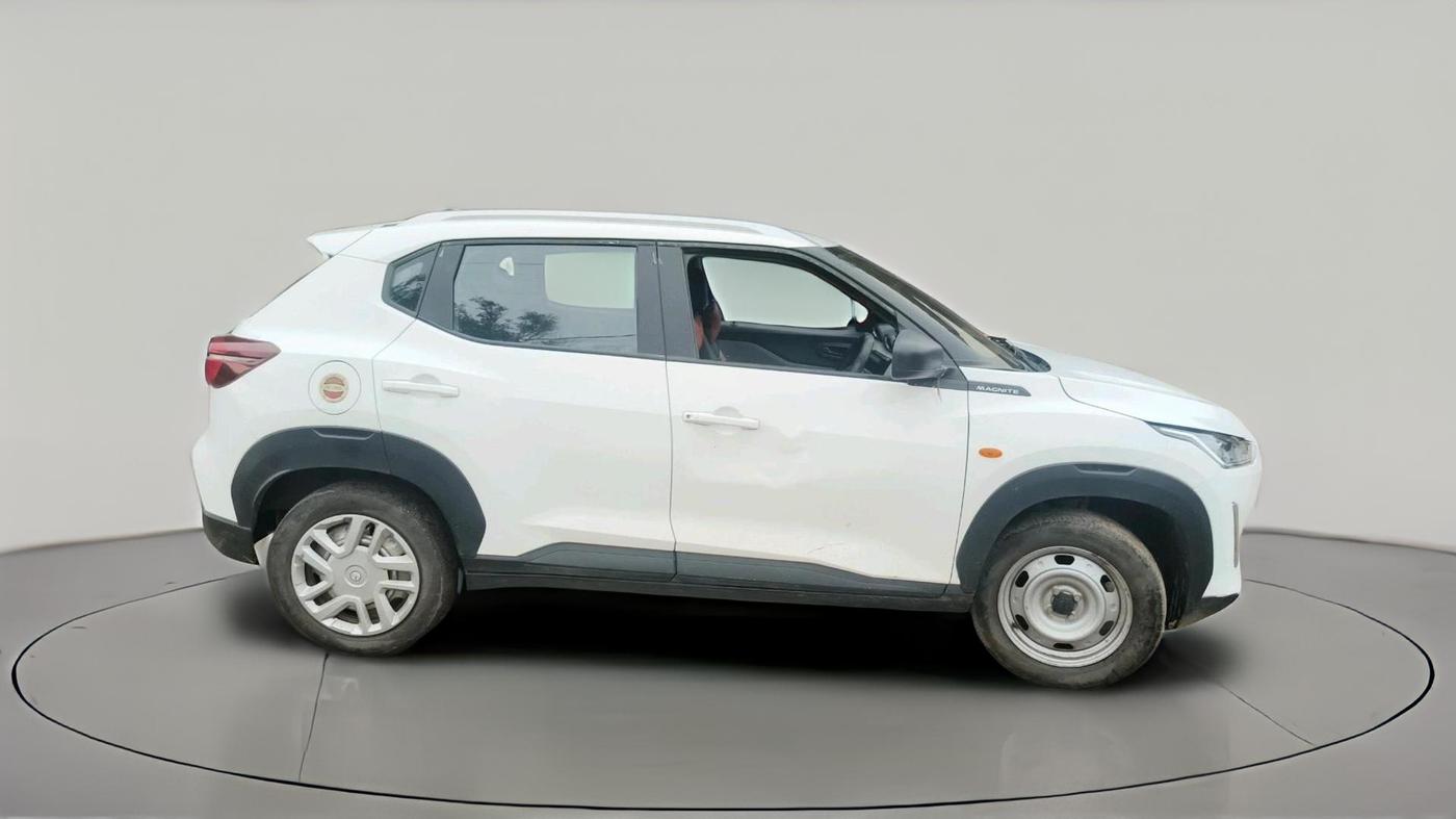 2023 Nissan MAGNITE XE, Petrol, Manual, 23,938 km, exterior