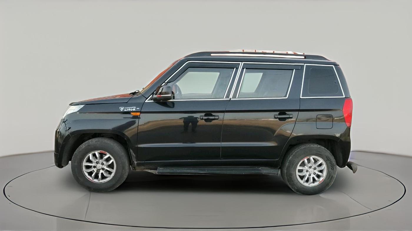 2016 Mahindra TUV300 T8 AMT, Diesel, Automatic, 81,268 km, exterior