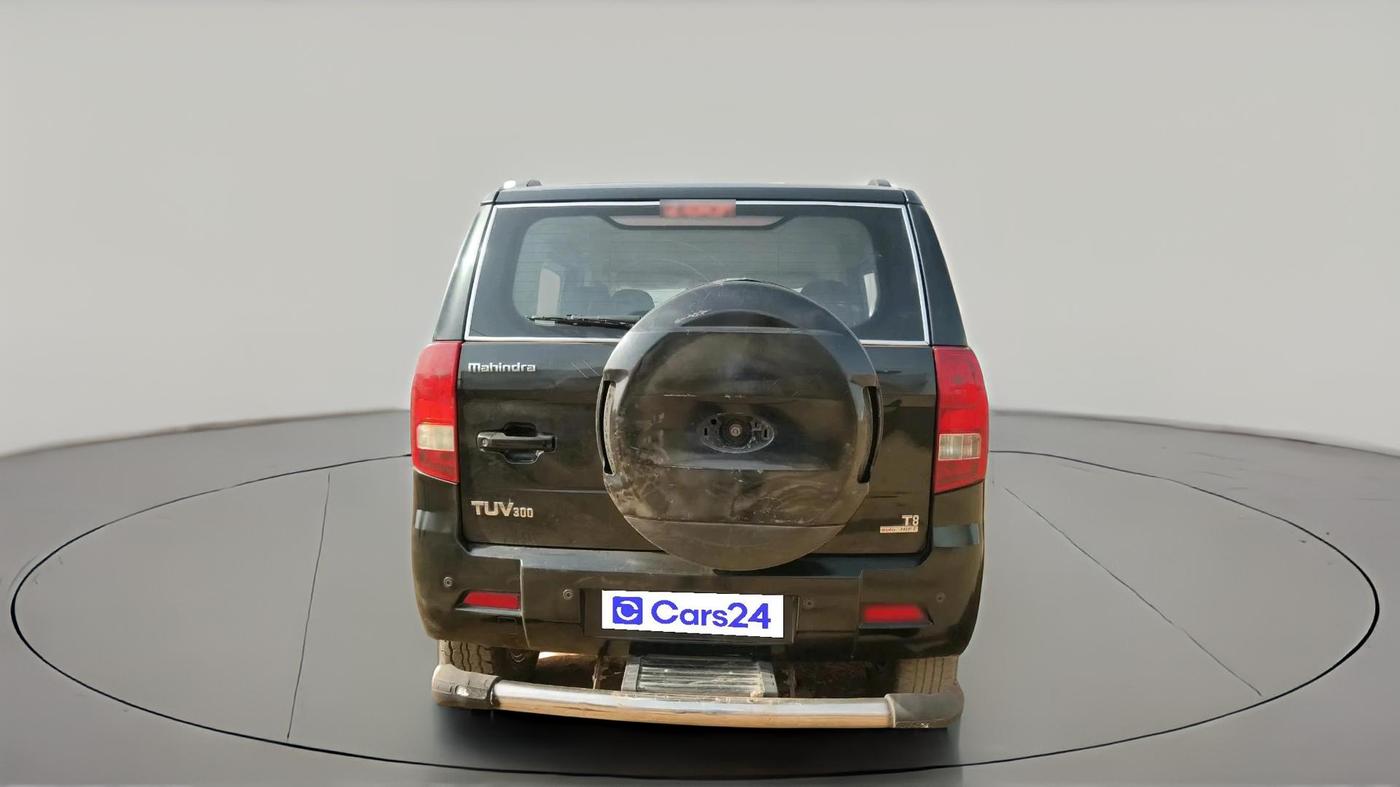 2016 Mahindra TUV300 T8 AMT, Diesel, Automatic, 81,268 km, exterior