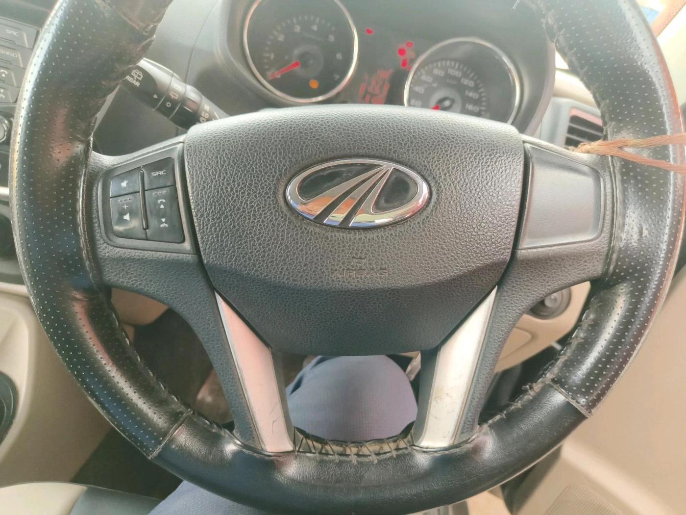 2016 Mahindra TUV300 T8 AMT, Diesel, Automatic, 81,268 km, interior