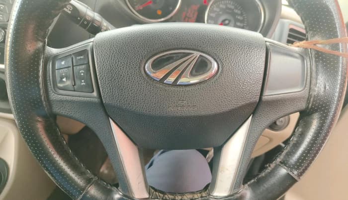 2016 Mahindra TUV300 T8 AMT, Diesel, Automatic, 81,268 km, interior