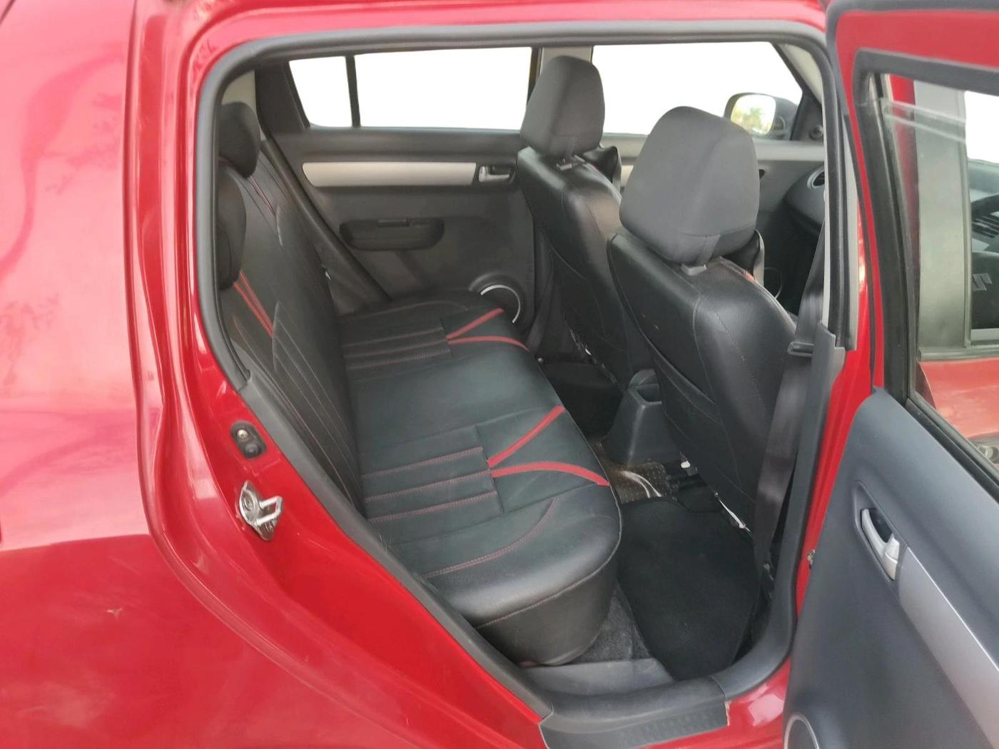 2011 Maruti Swift VXI, Petrol, Manual, 63,159 km, interior