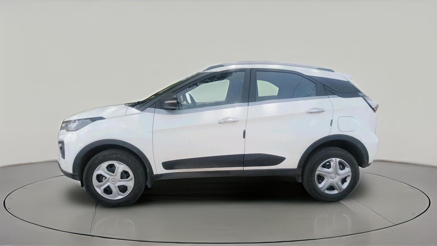 2022 Tata NEXON XM SUNROOF PETROL, Petrol, Manual, 69,794 km, exterior