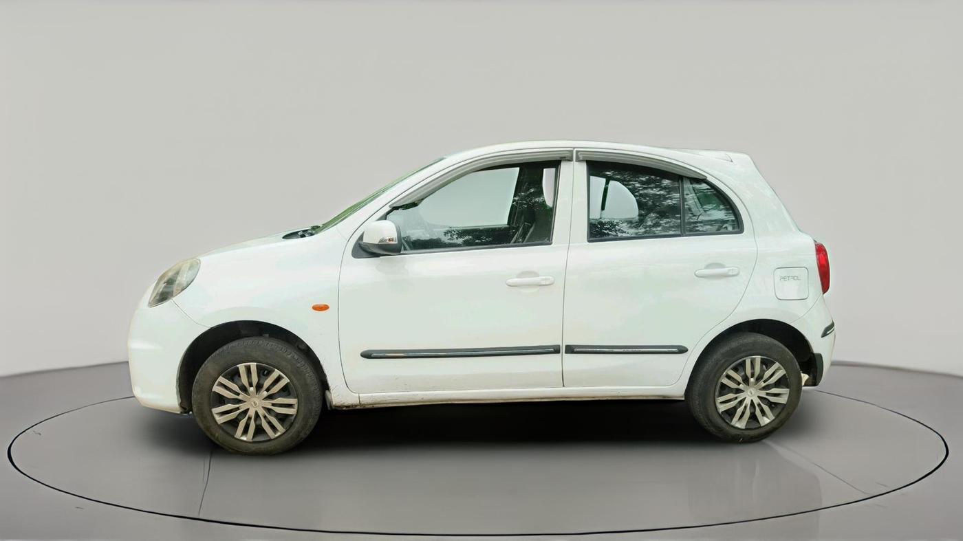 2018 Nissan Micra Active XV, Petrol, Manual, 90,180 km, exterior
