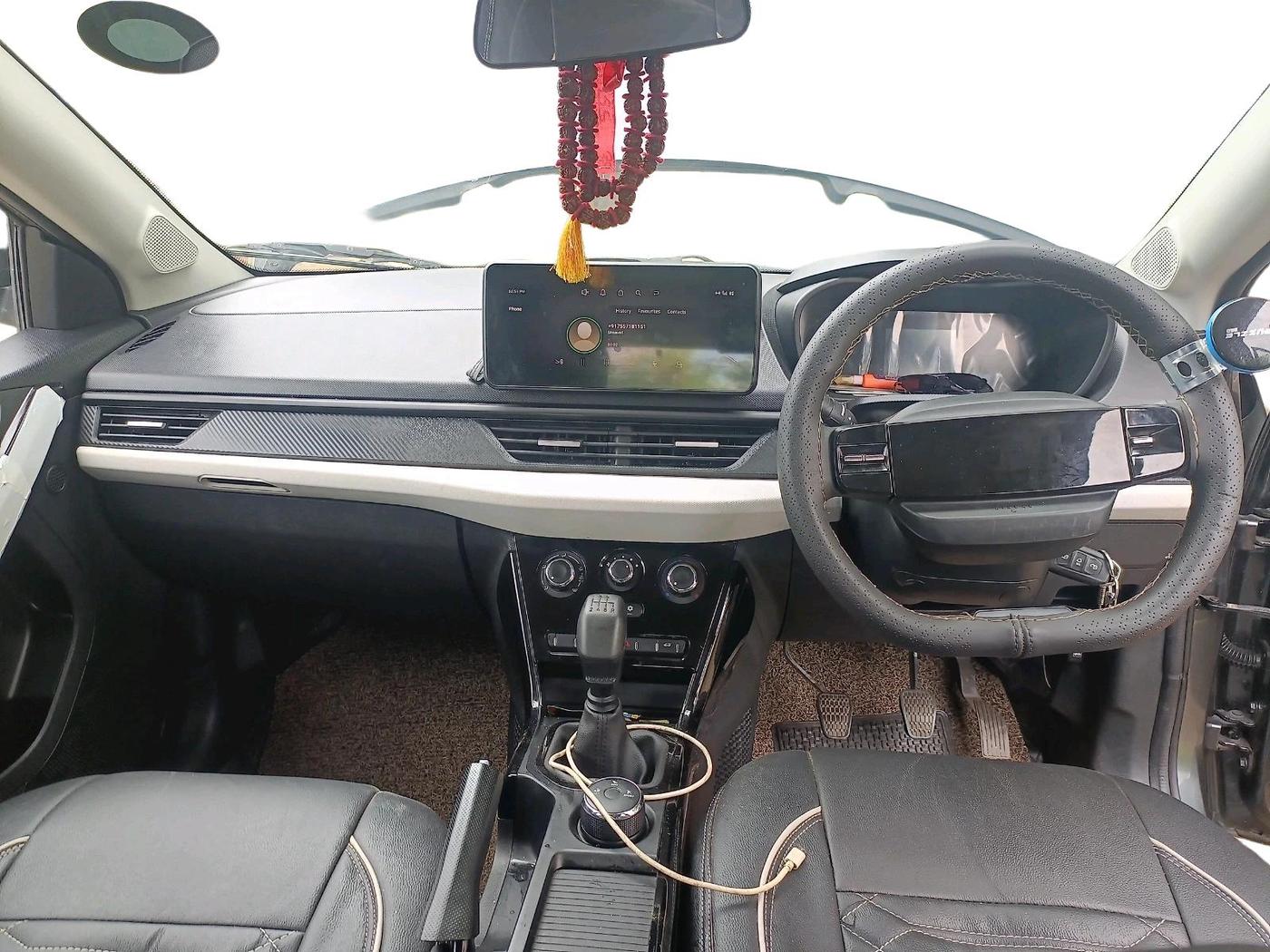 2026 Tata NEXON Pure Plus 1.2 Petrol 6MT, Petrol, Manual, 8,777 km, interior