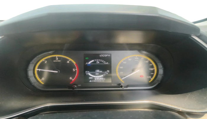 2023 Tata Harrier XT PLUS 2.0L KRYOTEC, Diesel, Manual, 69,599 km, interior