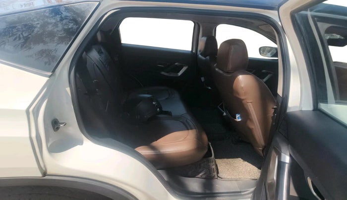 2023 Tata Harrier XT PLUS 2.0L KRYOTEC, Diesel, Manual, 69,599 km, interior