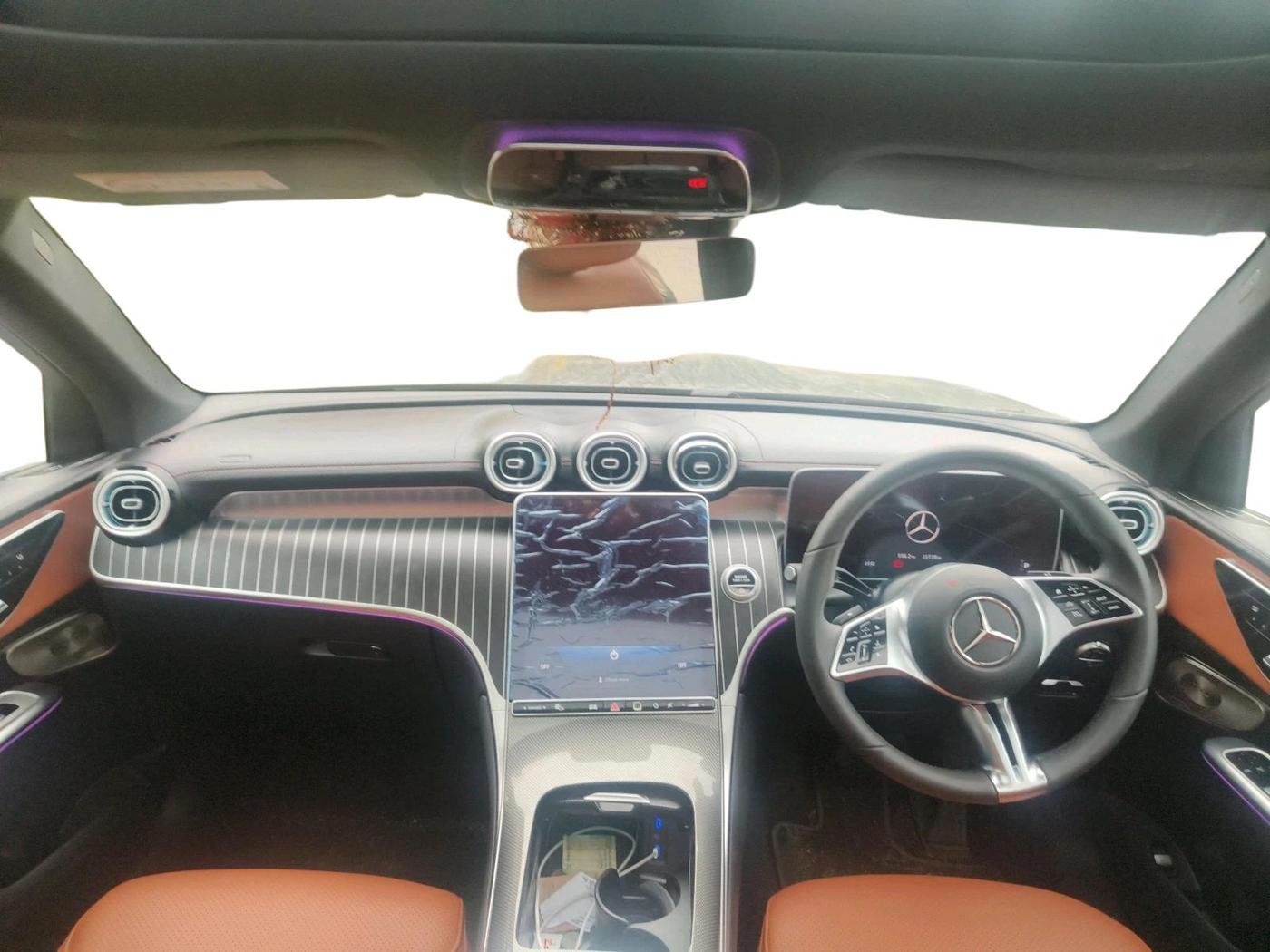 2026 Mercedes Benz GLC CLASS 300 4MATIC, Petrol, Automatic, 11,738 km, interior