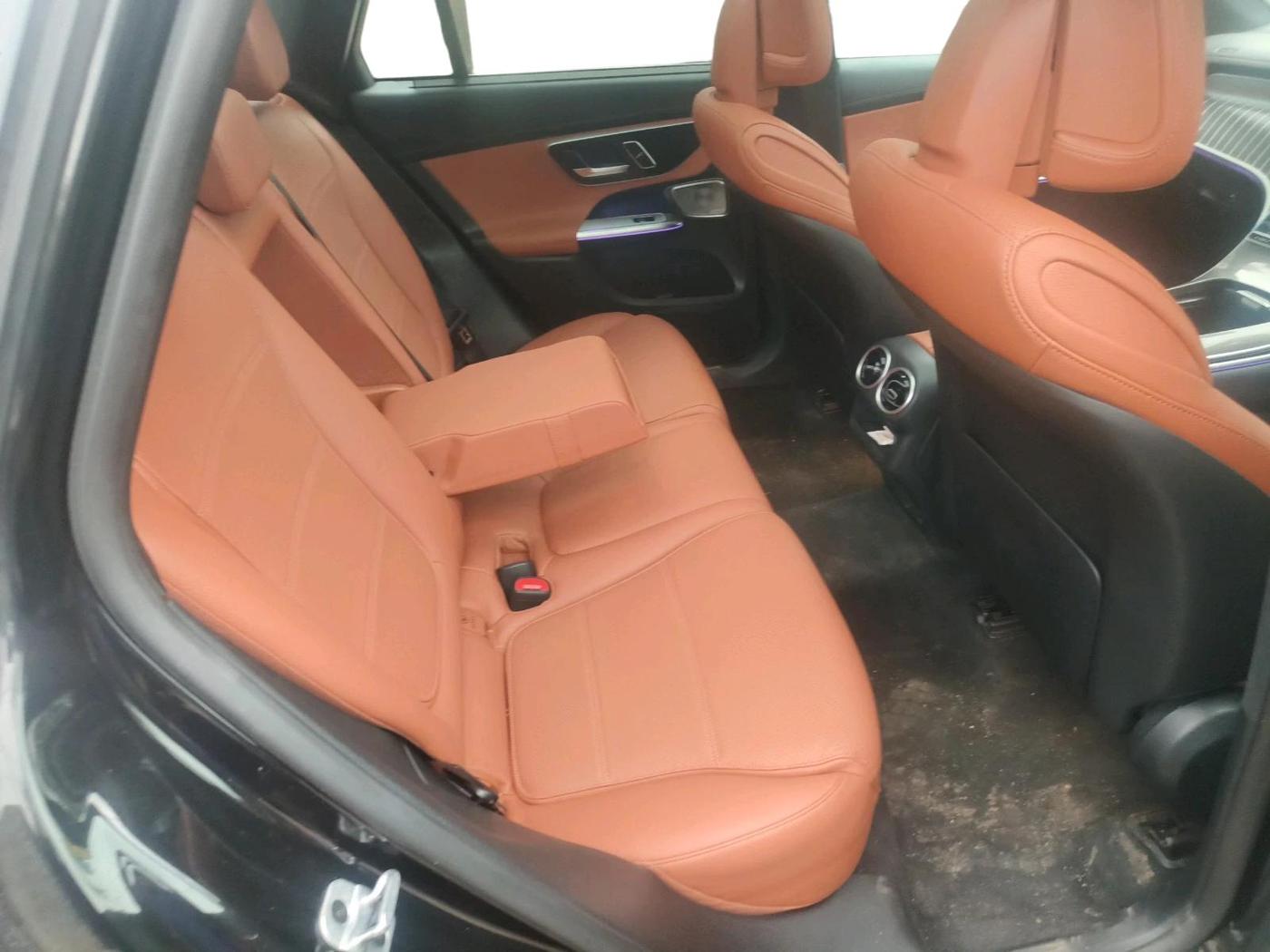 2026 Mercedes Benz GLC CLASS 300 4MATIC, Petrol, Automatic, 11,738 km, interior