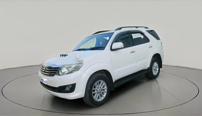 2014 Toyota Fortuner 3.0 4X4 MT, Diesel, Manual, 1,77,476 km, exterior