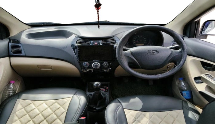 2017 Hyundai Eon ERA +, Petrol, Manual, 72,983 km, interior