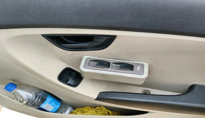 2017 Hyundai Eon ERA +, Petrol, Manual, 72,983 km, interior