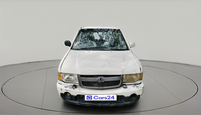 2012 Chevrolet Tavera NEO 3 LS 7 STR BS III, Diesel, Manual, 1,03,394 km, exterior