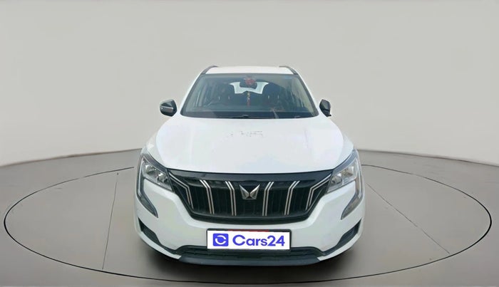 2022 Mahindra XUV700 MX P MT 5 STR, Petrol, Manual, 31,844 km, exterior