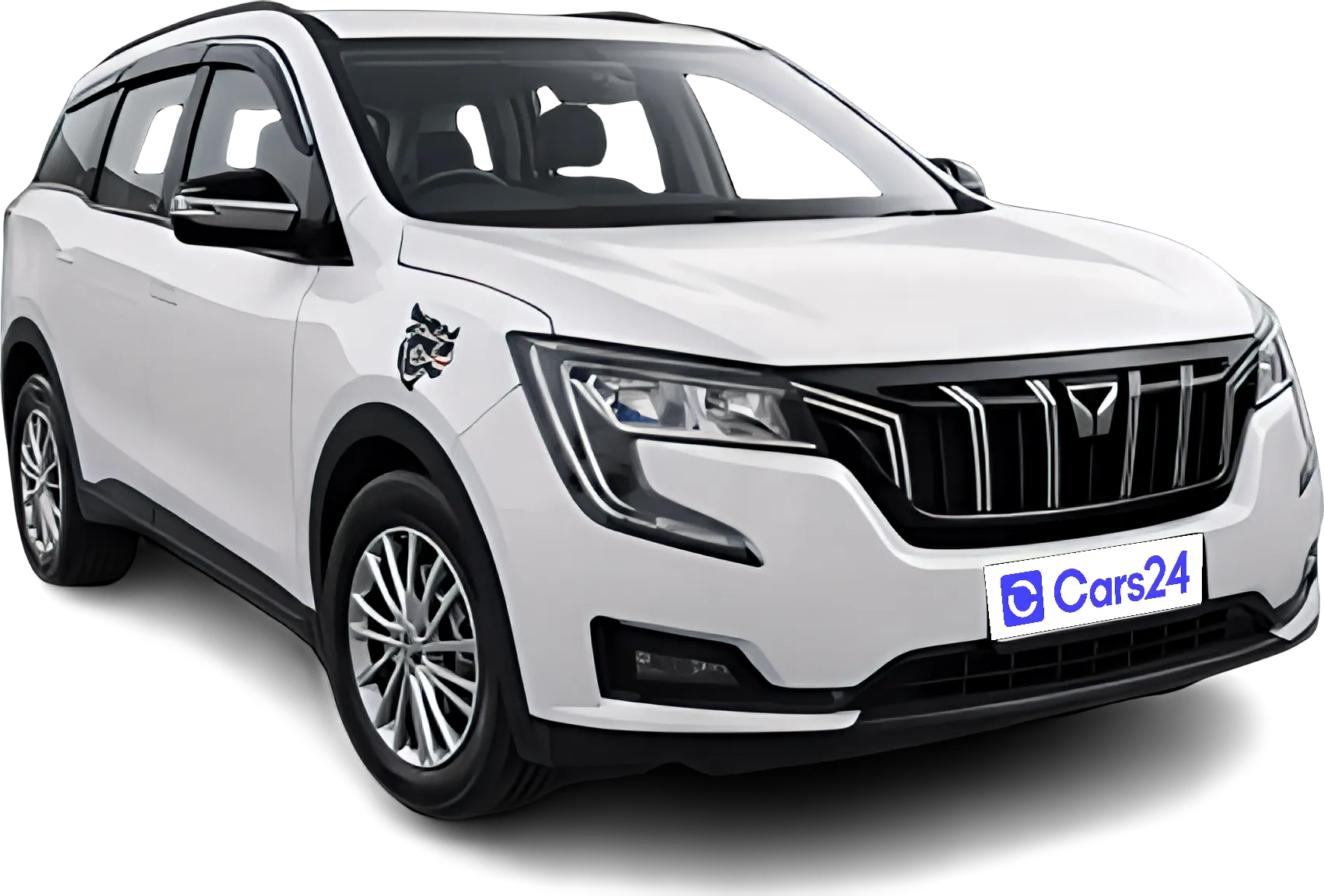 2022 Mahindra XUV700 - SUV - Petrol - Manual - ₹10.56 lakh