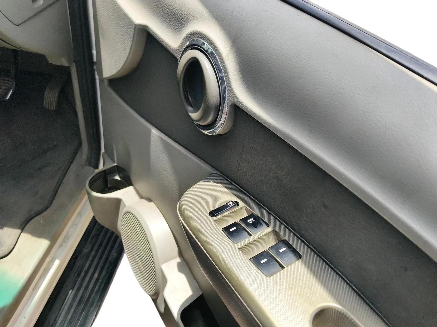 2014 Mahindra Quanto C8, Diesel, Manual, 19,247 km, interior