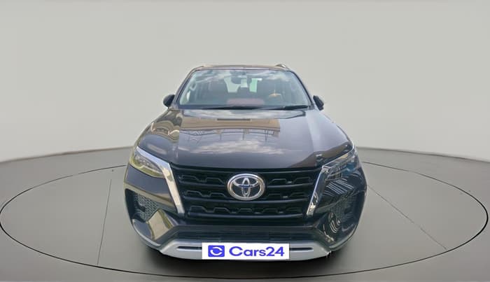 2022 Toyota Fortuner 4X2 AT 2.8 DIESEL, Diesel, Automatic, 1,06,037 km, exterior