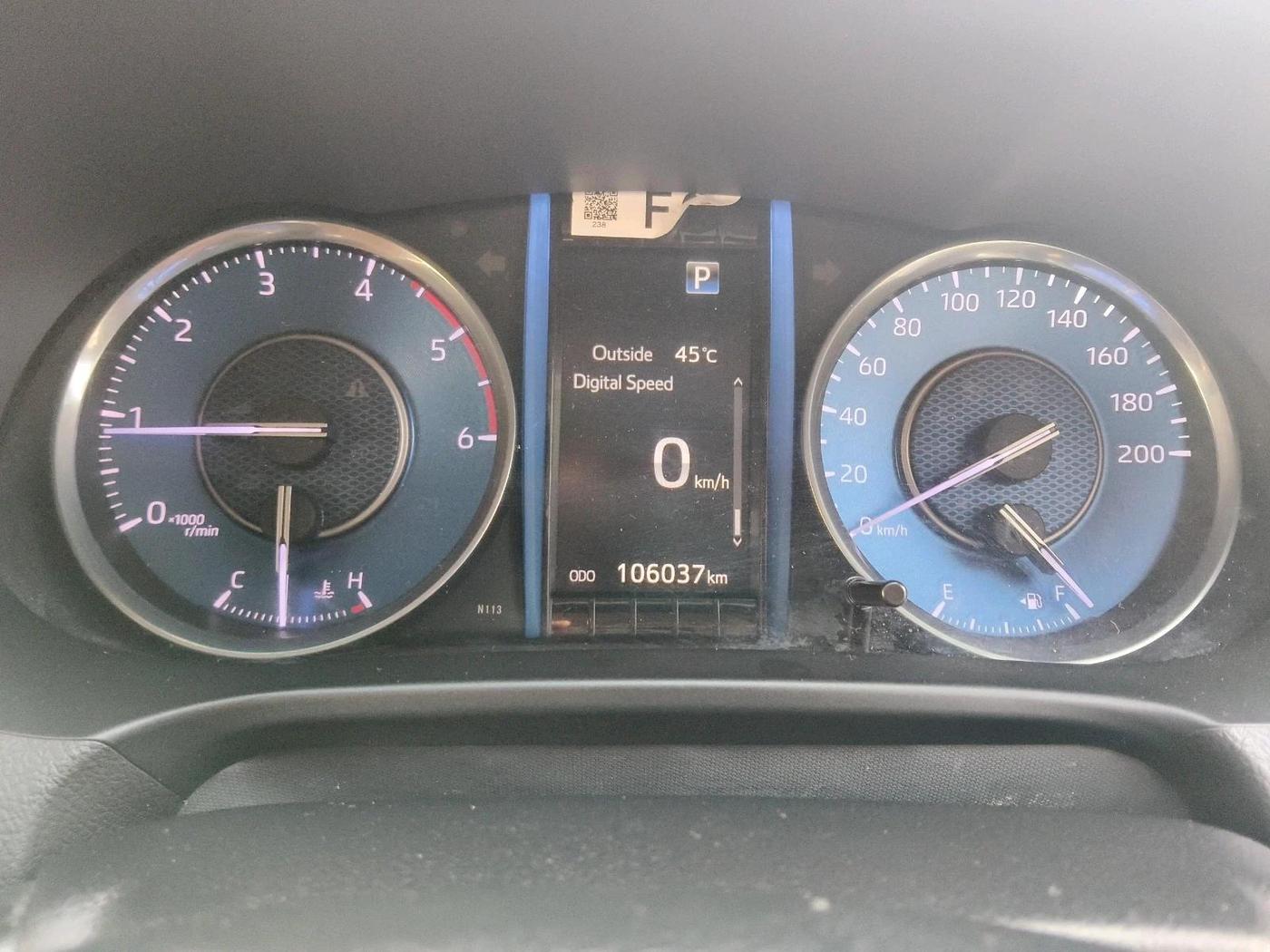 2022 Toyota Fortuner 4X2 AT 2.8 DIESEL, Diesel, Automatic, 1,06,037 km, interior