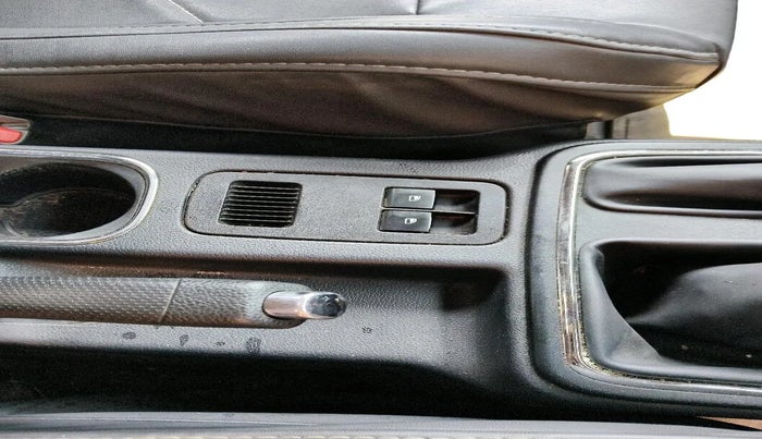 2021 Mahindra Thar LX HT PETROL 4WD MT, Petrol, Manual, 40,637 km, interior